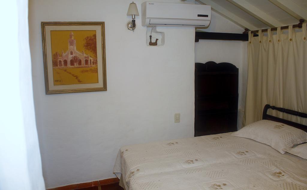 Paseo Del Arte Hotel Asuncion Ruang foto